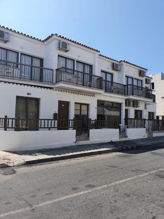 Sea Cleonapa Mandali Aparthotel Ayia Napa Exteriör bild